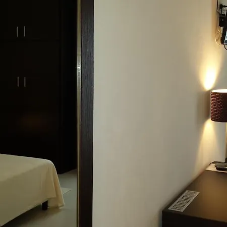 Hotel Buddi 3*