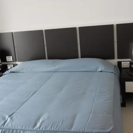 Buddi Hotell 3*